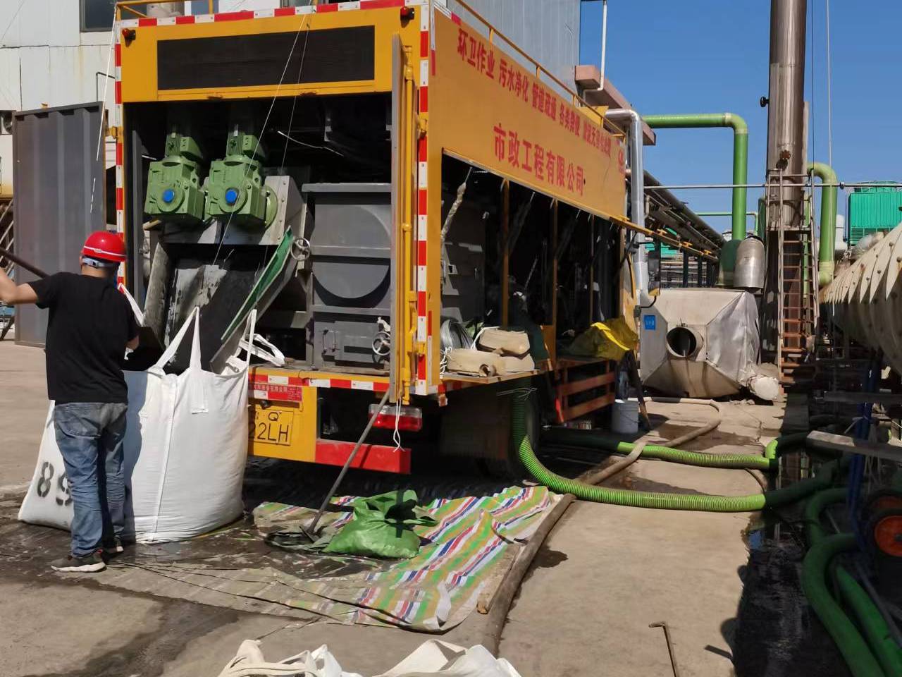 剑河淤泥压干处理